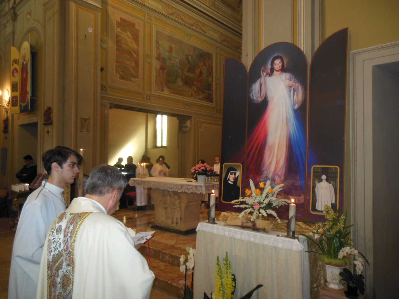 La preghiera con cui don Mauro ha benedetto il trittico.