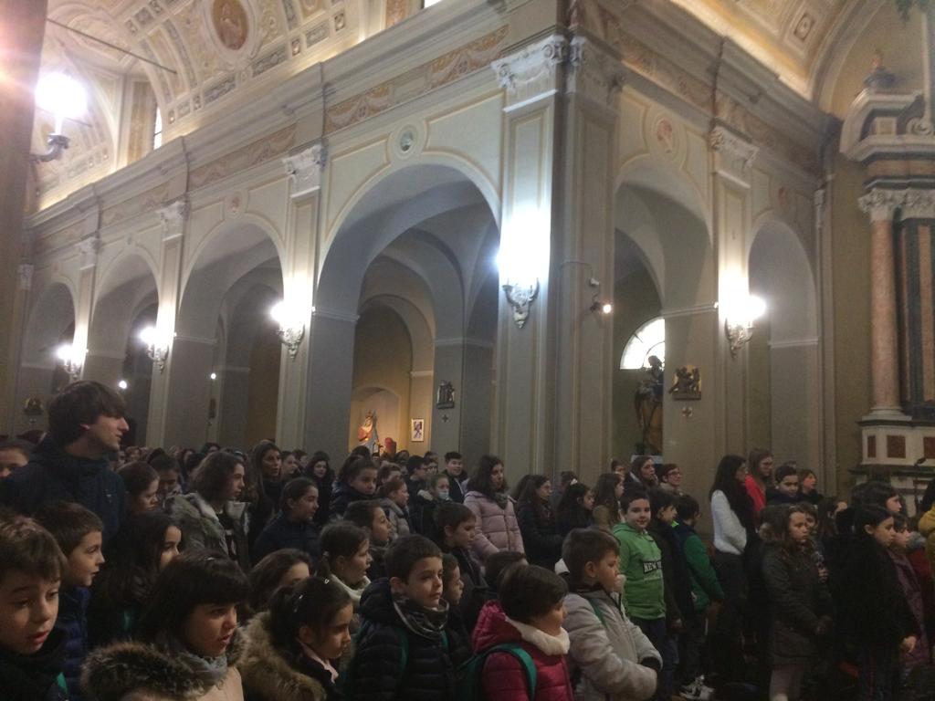Presentazione Dei Cresimandi Da Parte Del Catechista Domenica 20 gennaio, la presentazione dei cresimandi alla comunità e la