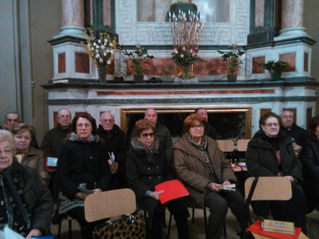 Un'altra immagine dei cantori del Coro "La Torre" che hanno garantito maestria l'accompagnamento musicale della Messa.