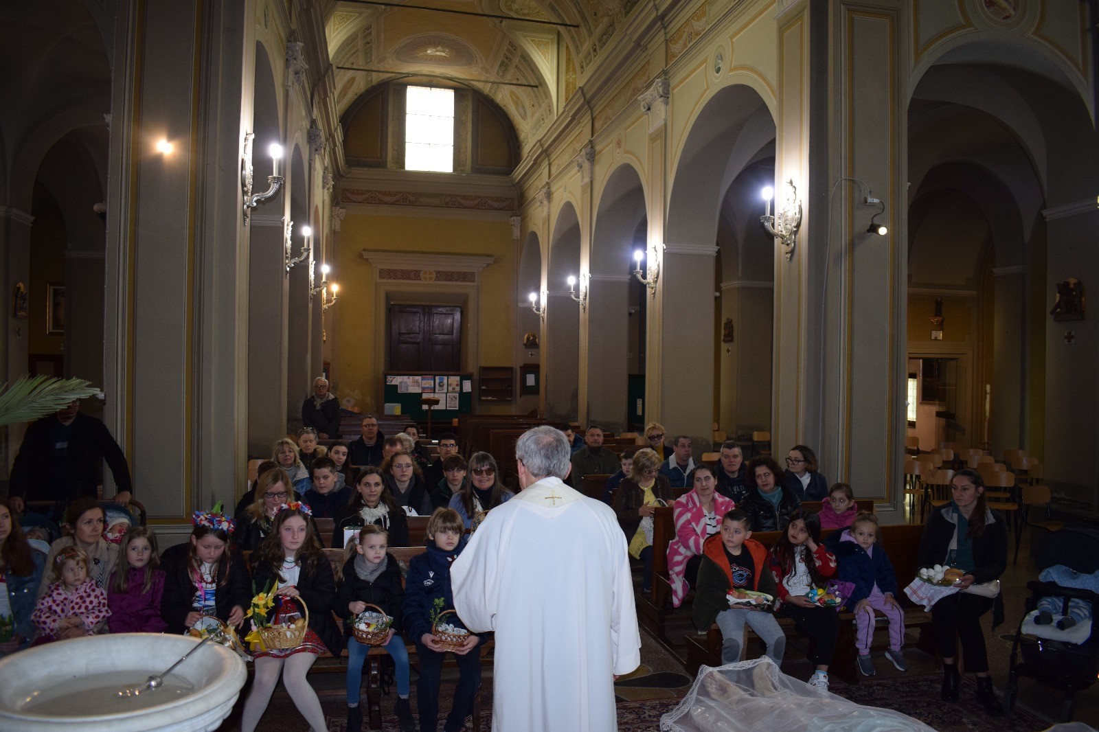 Benedizione_cibo_cestini_pasquali_2024 (6)